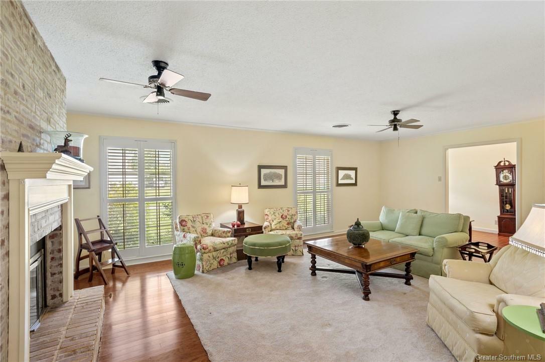 Property Photo:  919 Akron Street  LA 70605 