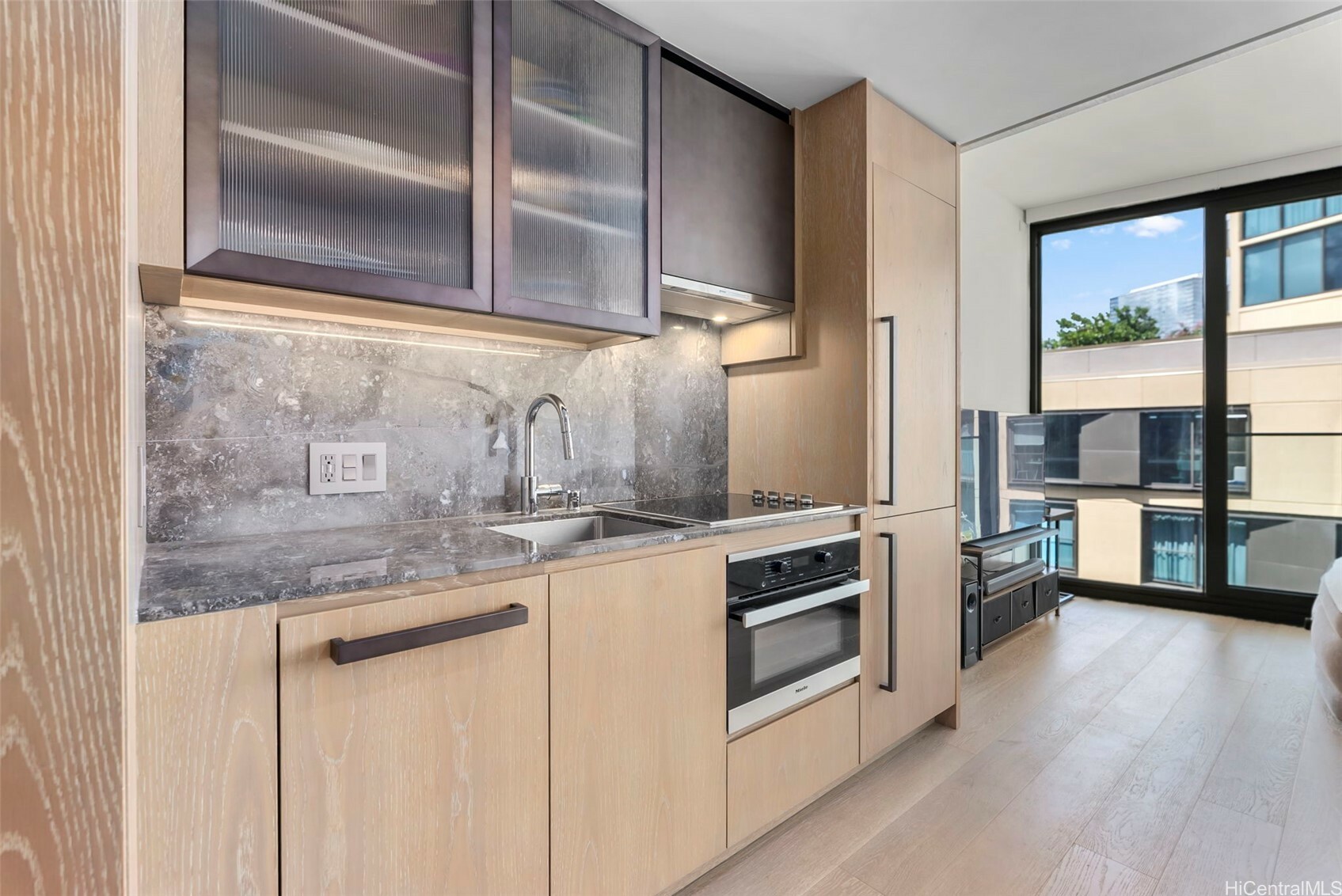 1000 Auahi Street 733  Honolulu HI 96814 photo