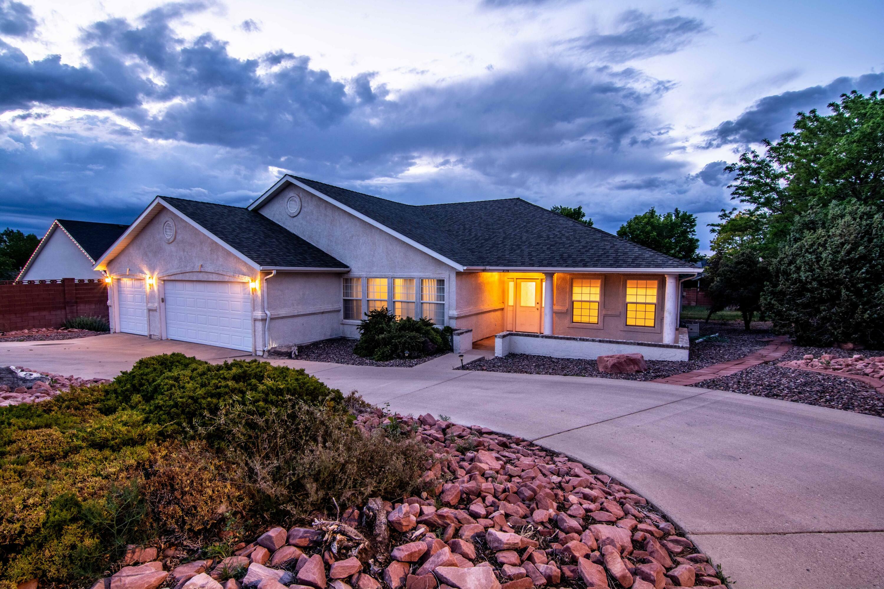 Property Photo: 2176 W Heather Ln UT 84720