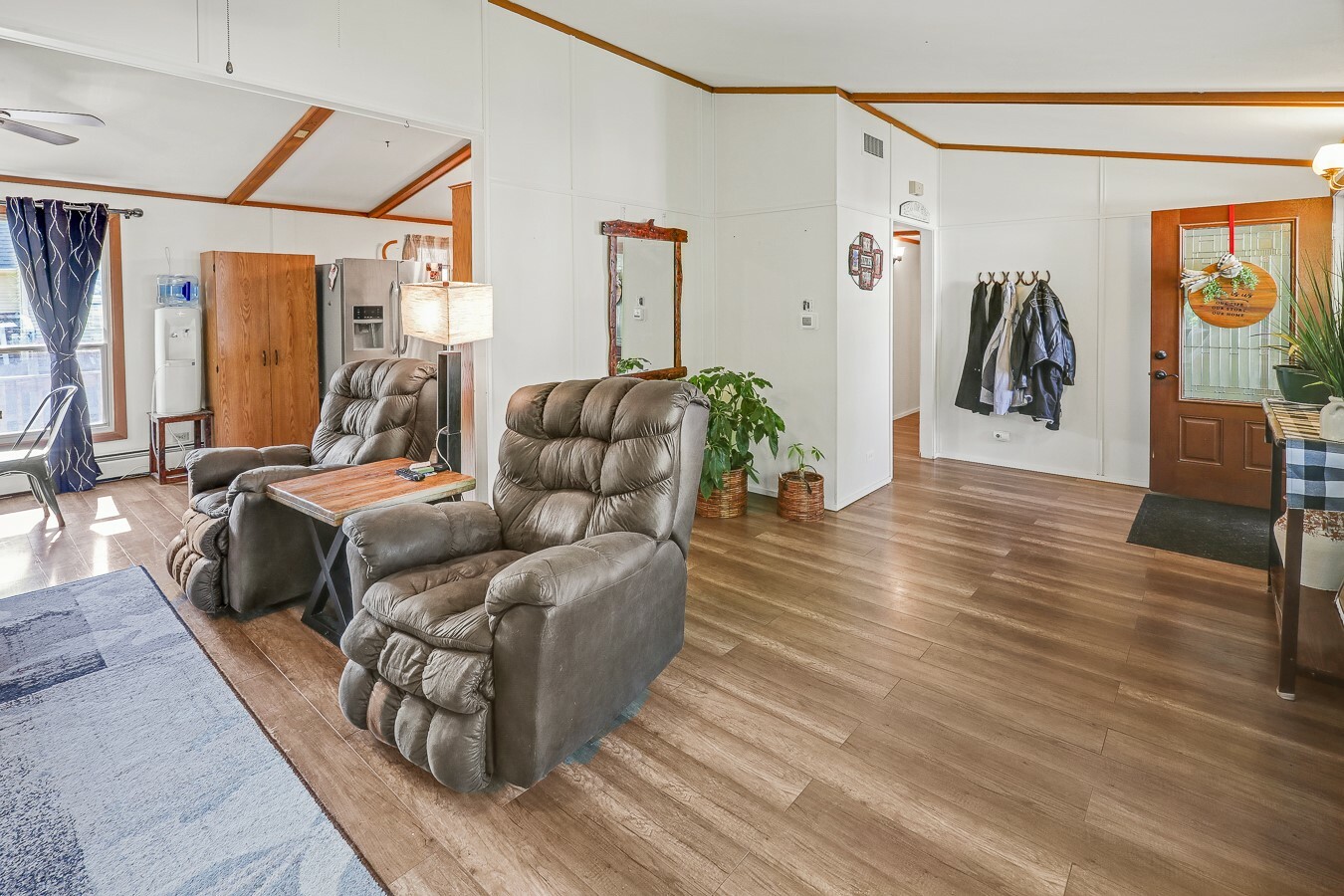 Property Photo: 2313 8th Avenue E IA 52595