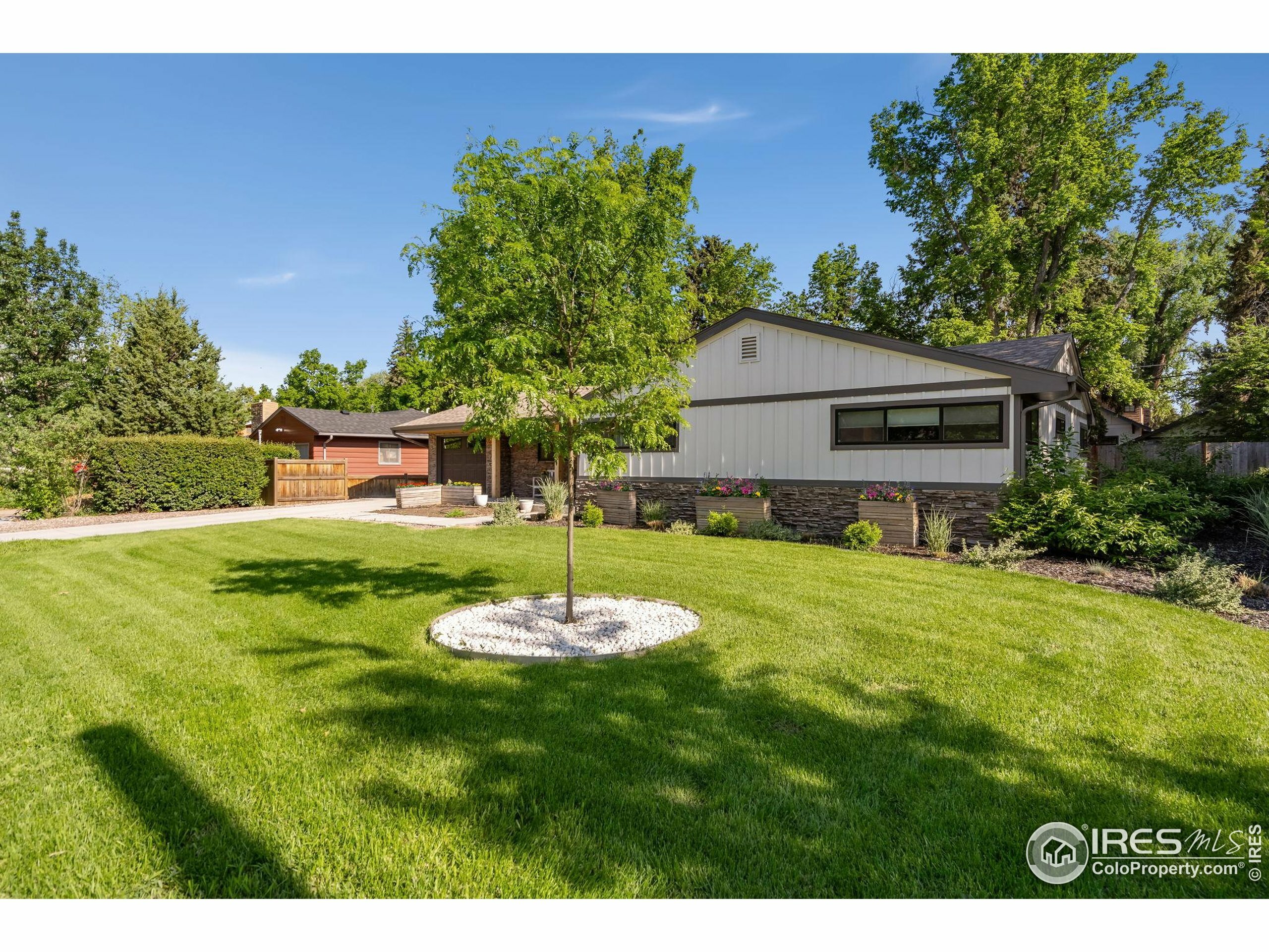Property Photo: 727 Locust St CO 80524