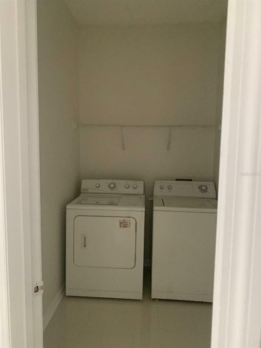 Property Photo: 808 Massy Court FL 34759