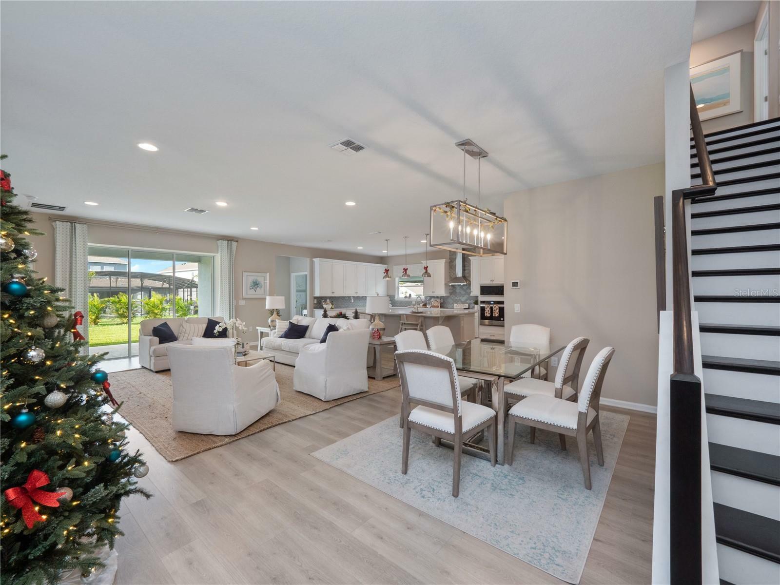 Property Photo: 4413 Lions Gate Avenue FL 34711