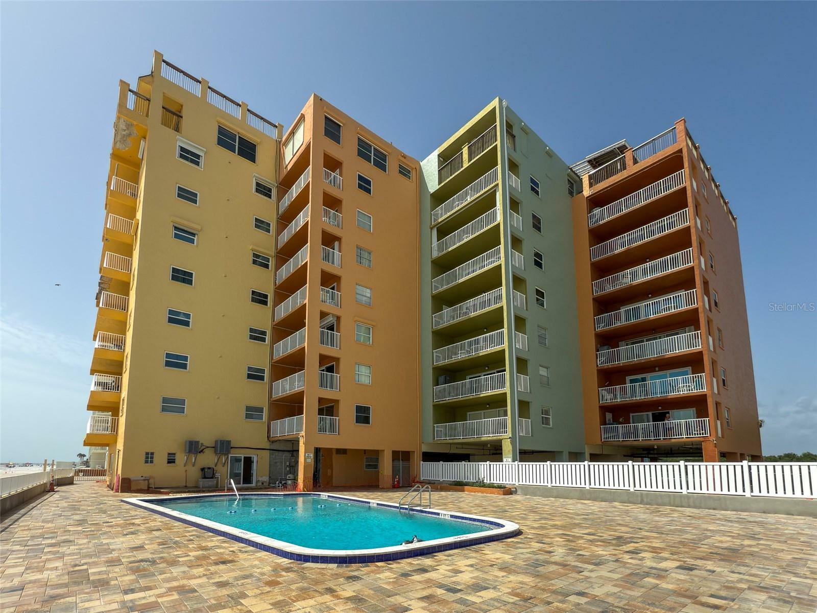 Property Photo:  18610 Gulf Boulevard 208  FL 33785 