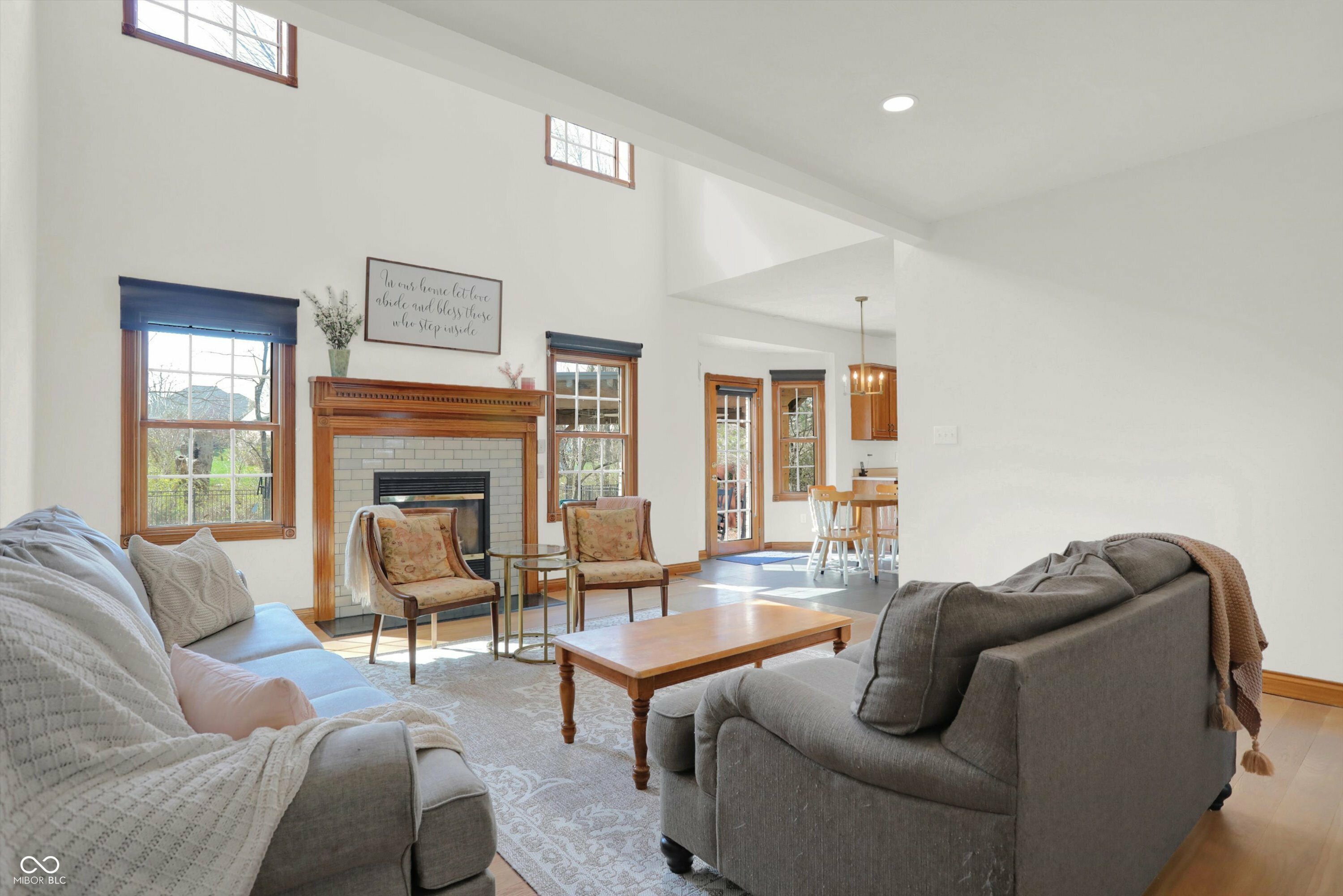 Property Photo:  545 Walnut Woods Drive  IN 46142 