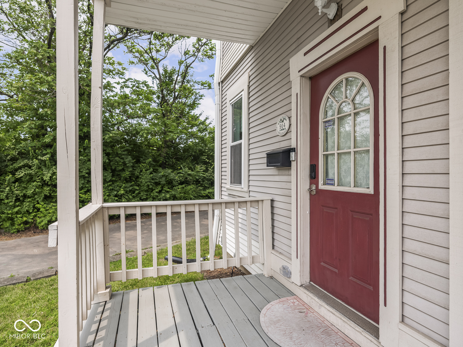 Property Photo: 914 English Avenue IN 46203
