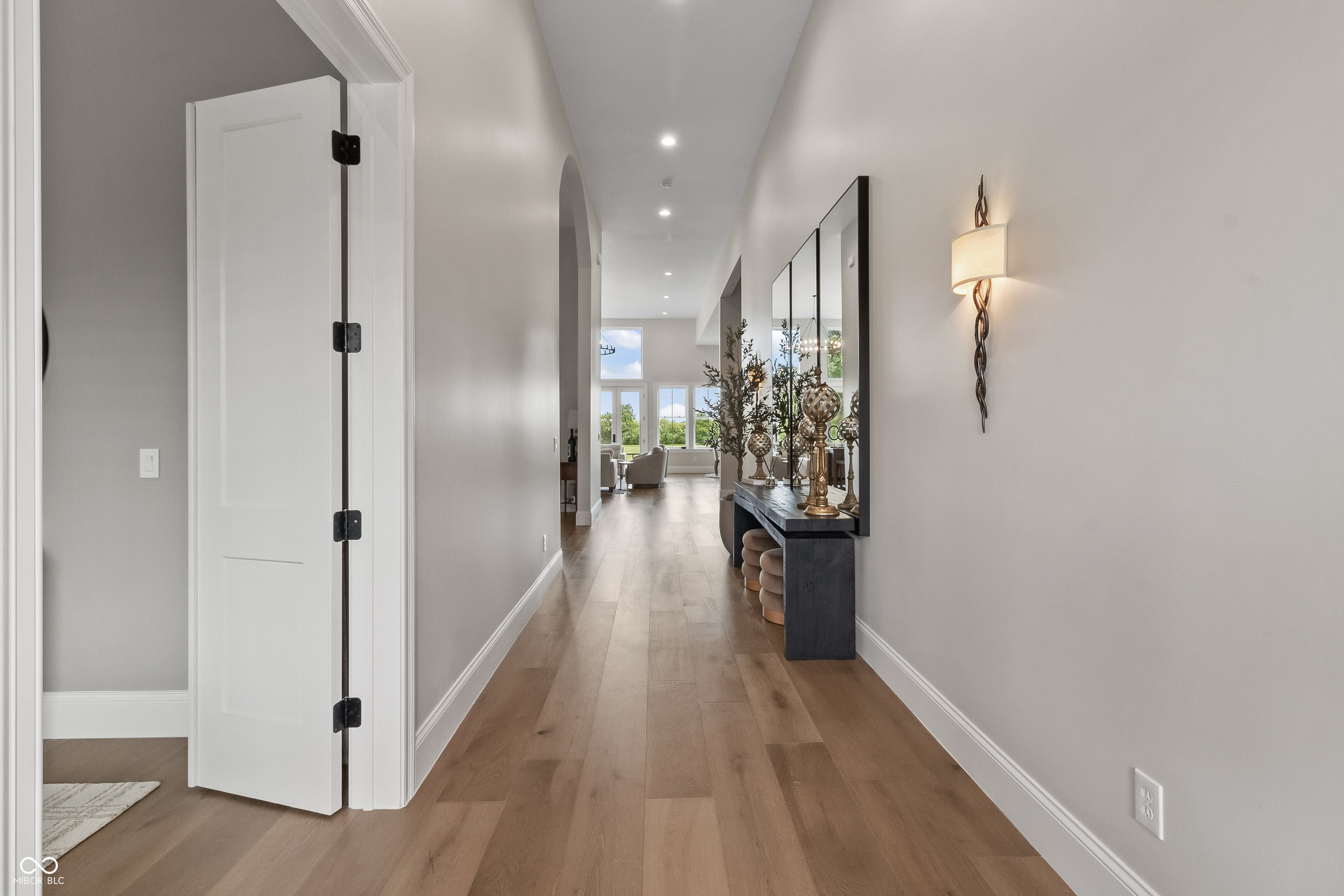 Property Photo: 10655 E 200 S IN 46077