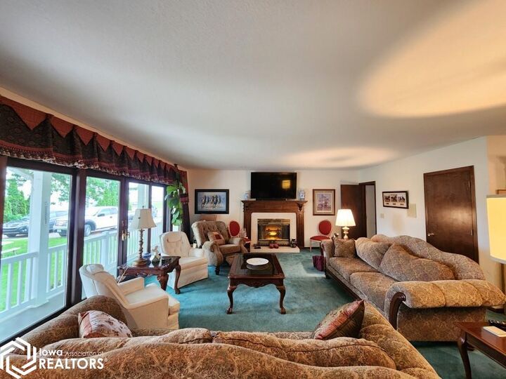 Property Photo: 3511 19th Street SW IA 50401