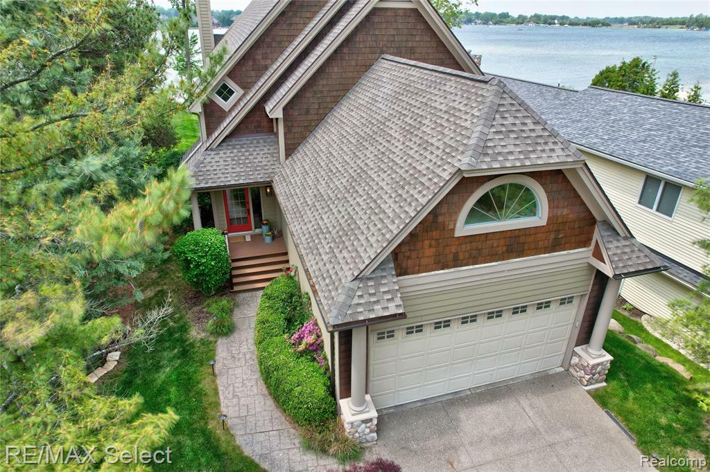 Property Photo: 15496 Bealfred Drive MI 48430 1713