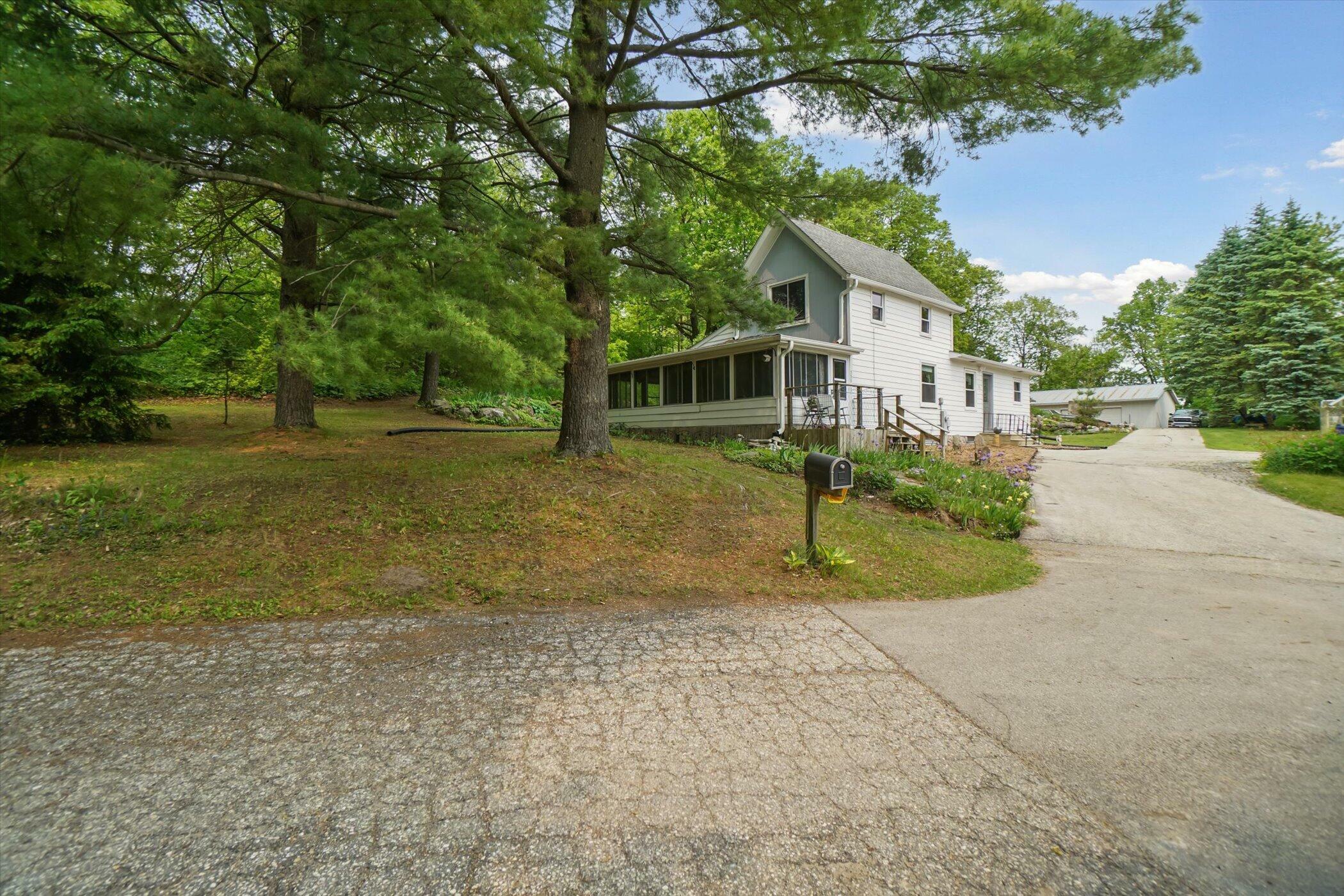 Property Photo: 550 Howard Ave WI 53086