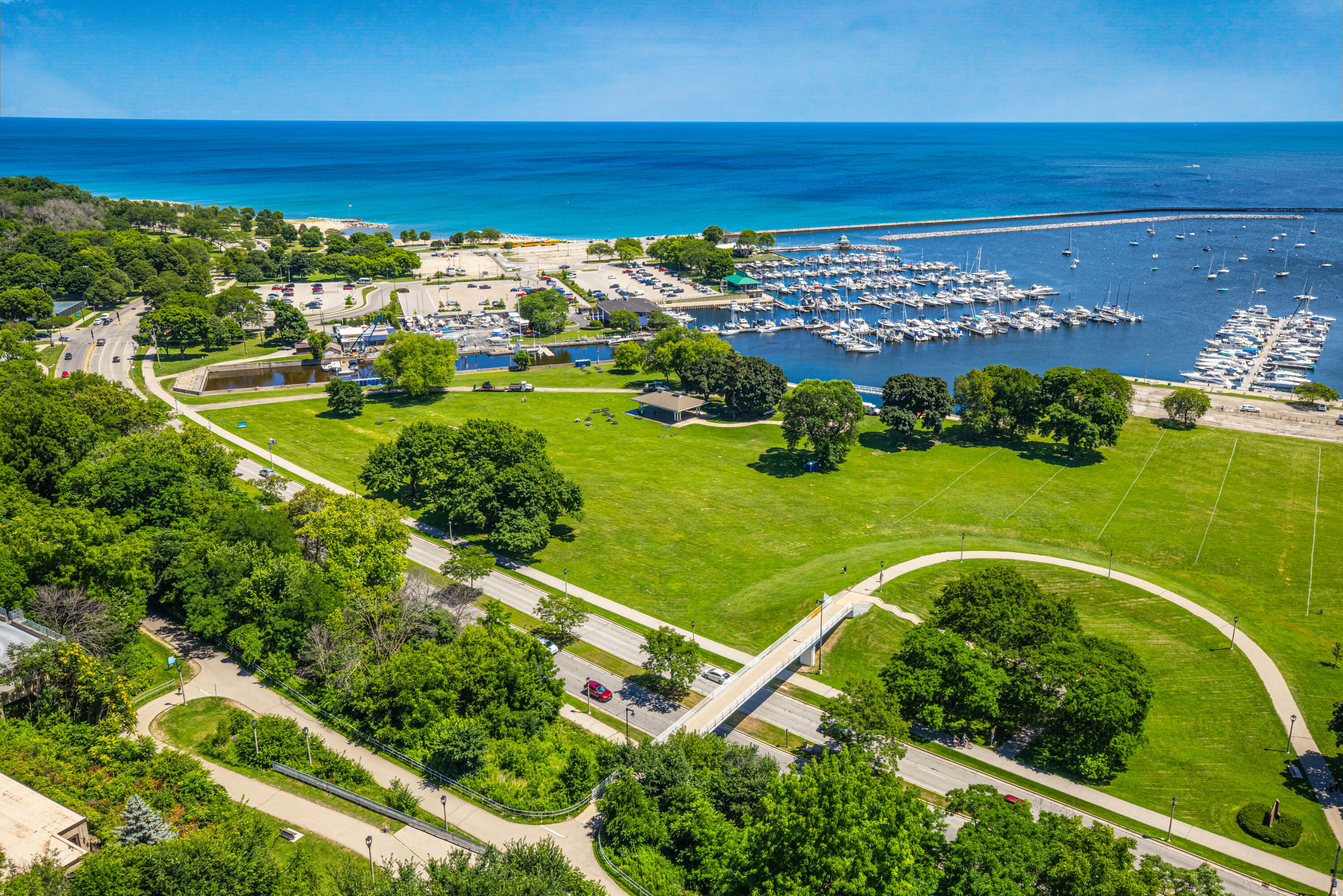 Property Photo: 1660 N Prospect Ave 611 WI 53202