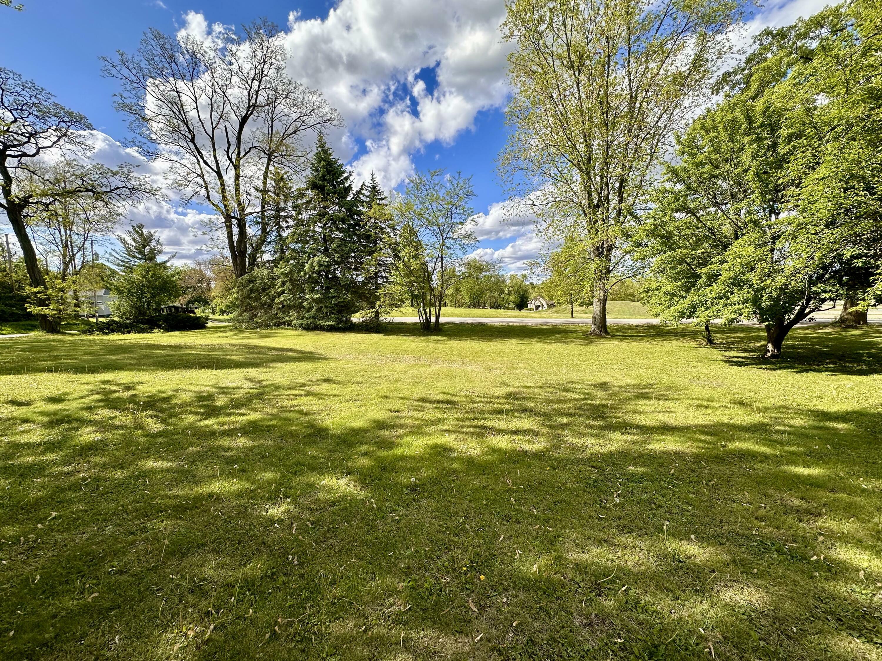 Property Photo: 2611 South Rd WI 53105