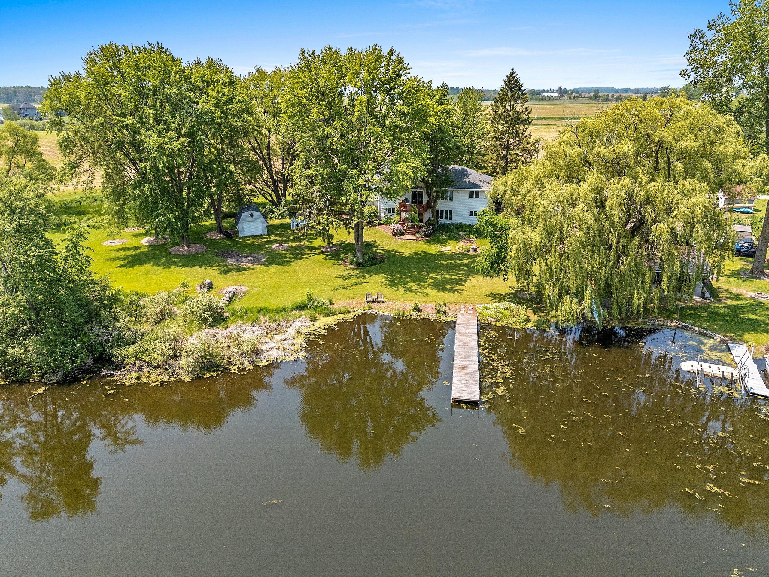 Property Photo: 2411 Popp Ln WI 54110