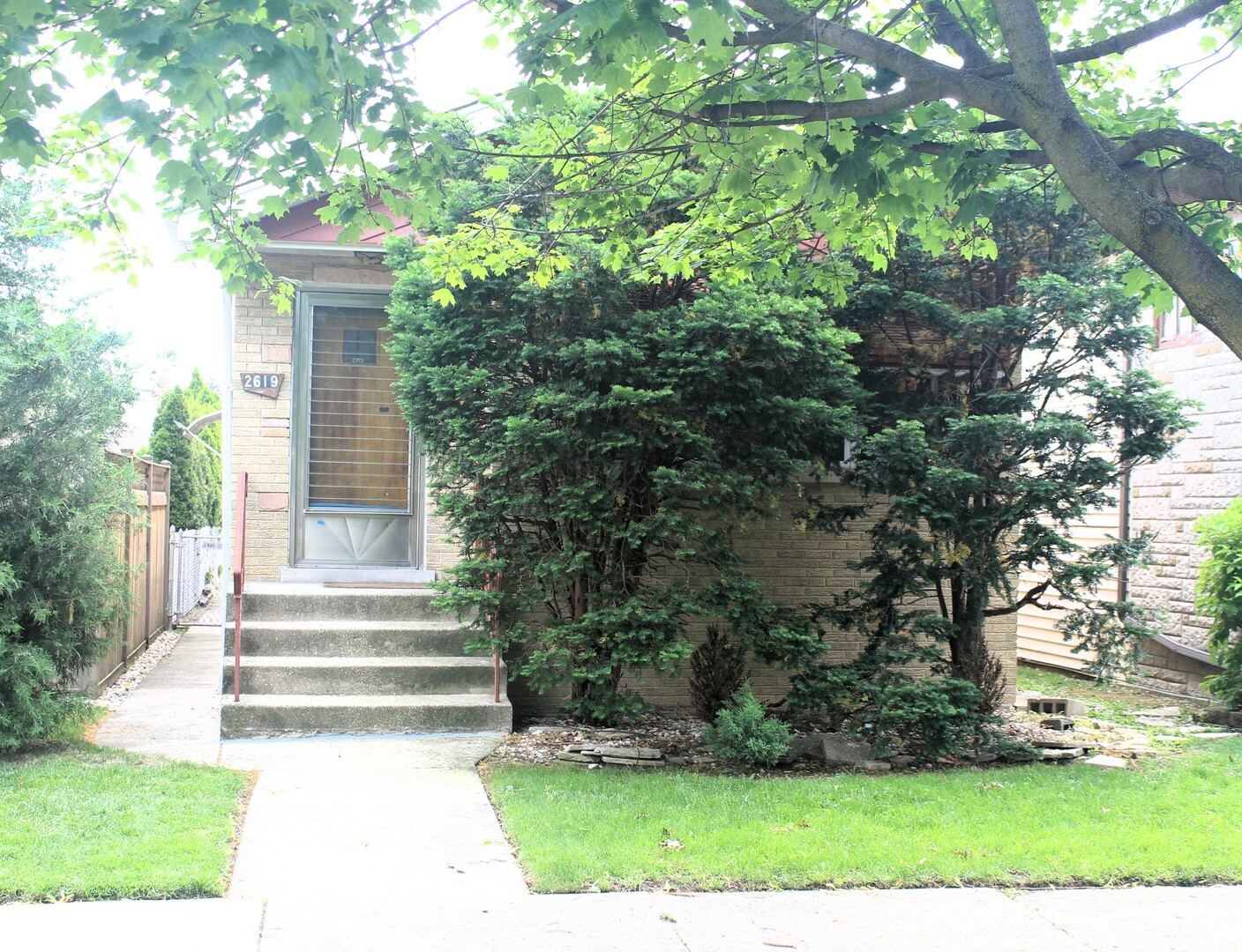 Property Photo: 2619 Home Avenue IL 60402