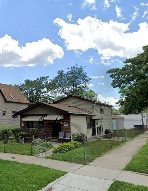 Property Photo: 11800 S Peoria Street IL 60643