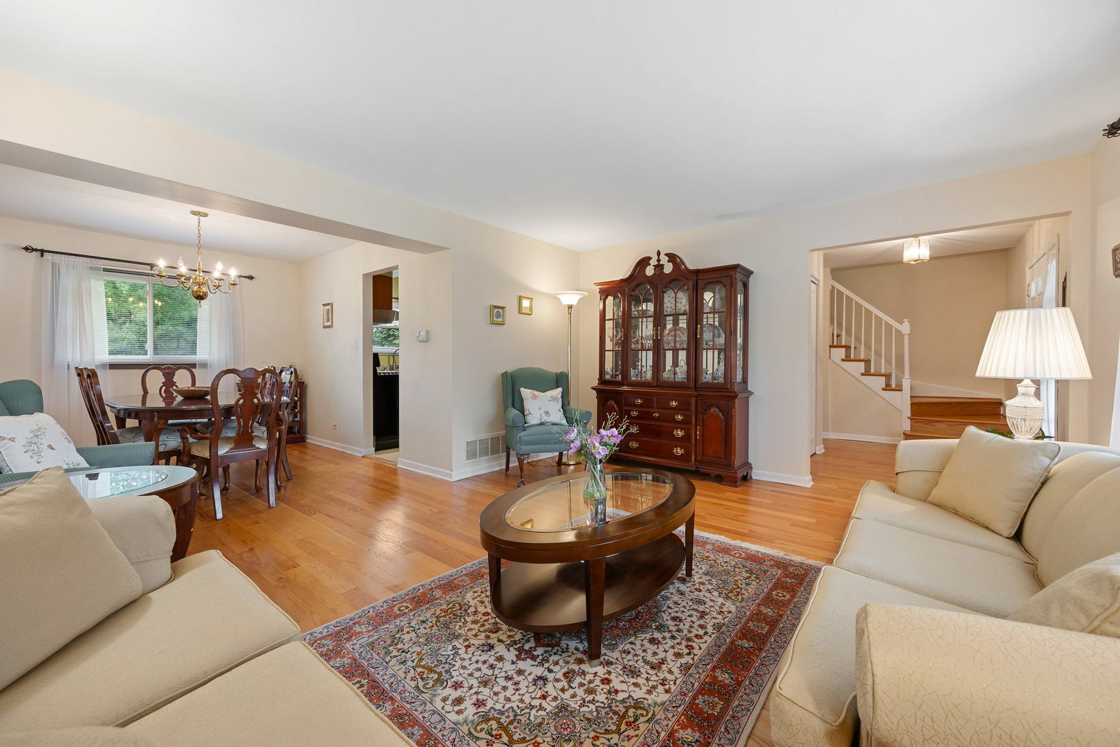 Property Photo: 1486 Haverhill Drive IL 60189