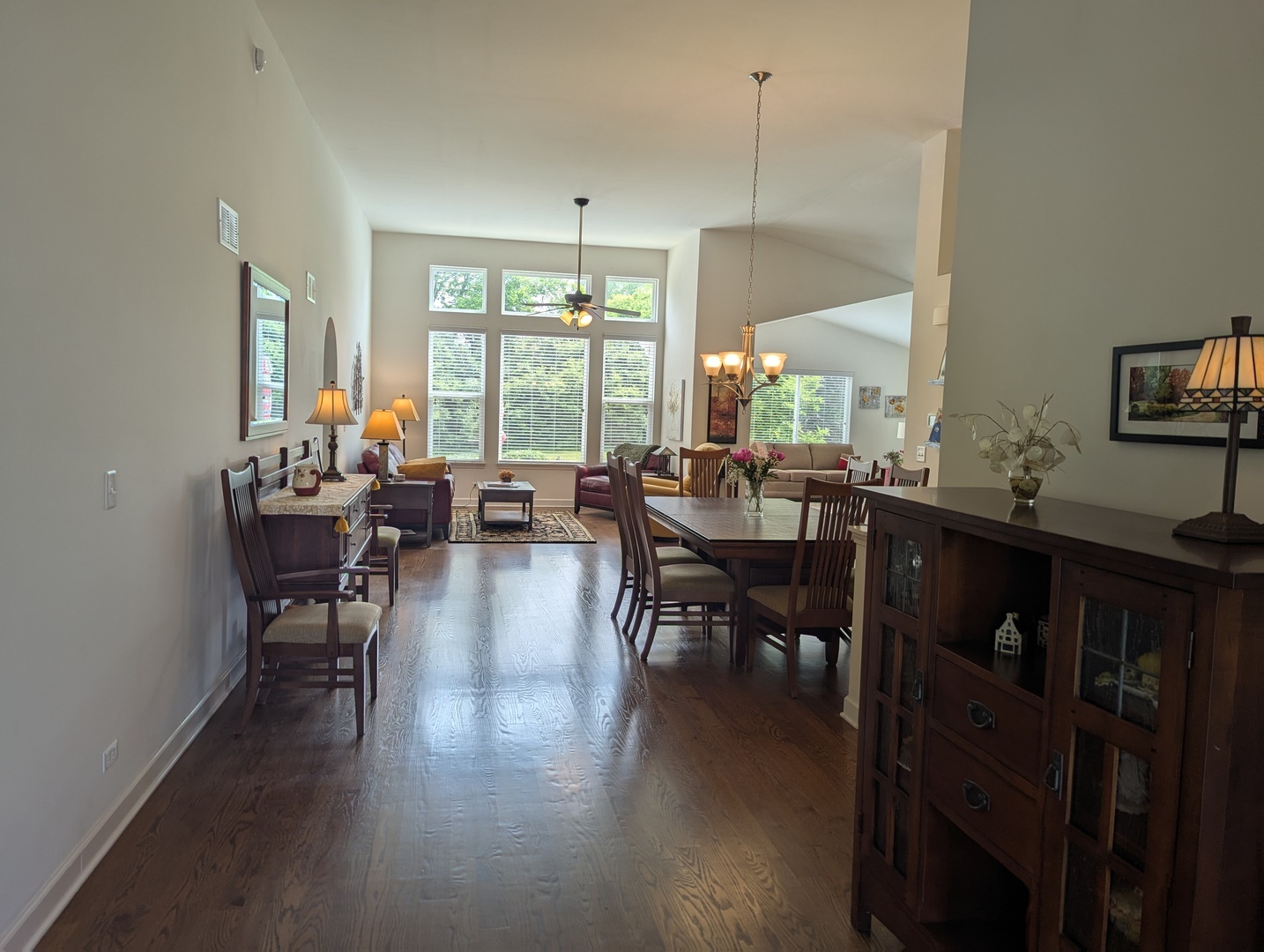 Property Photo: 1471 Baroque Avenue IL 60073