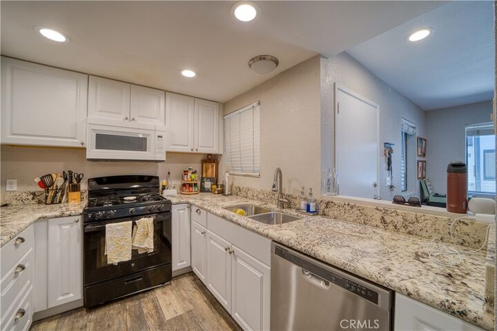 Property Photo:  45 Stenner Street E  CA 93405 