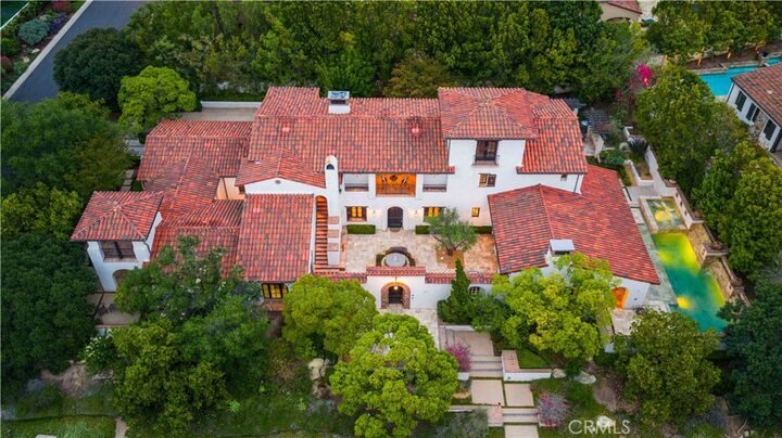 Property Photo: 20 Cactus CA 92603