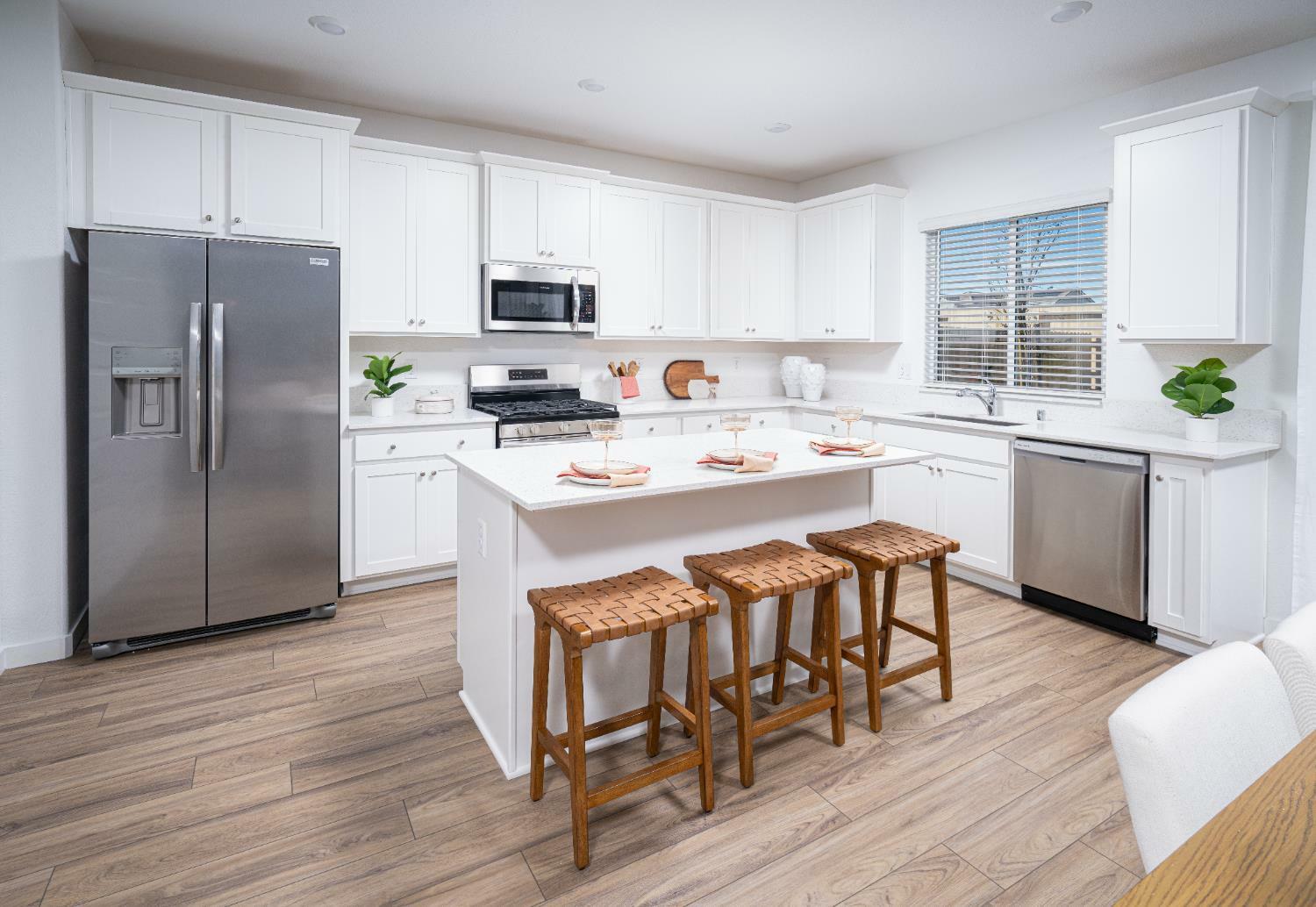 Property Photo: 4603 Duckhawk Circle CA 95742
