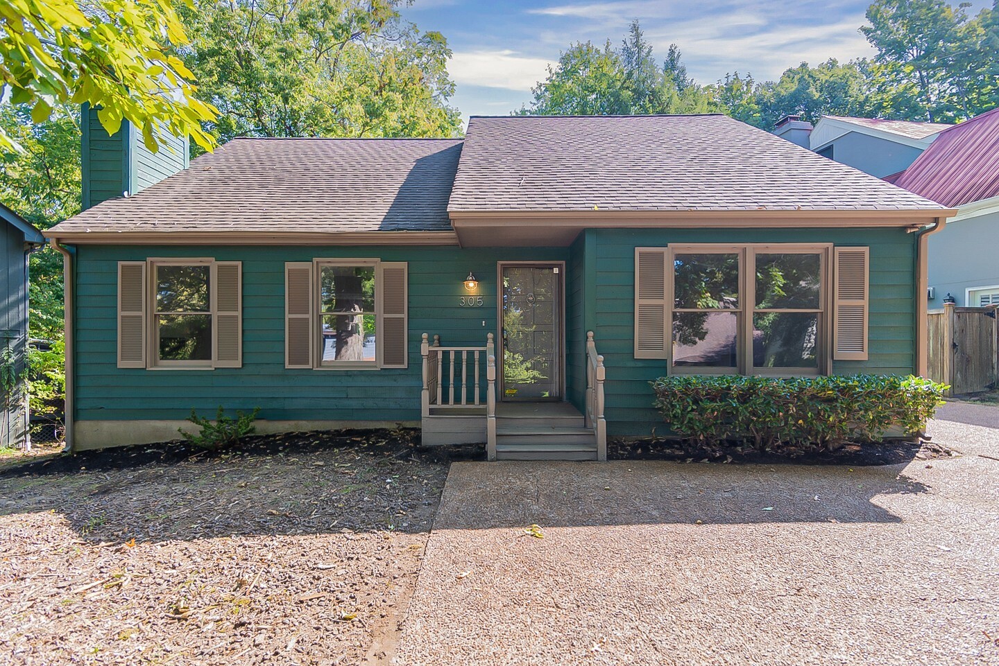 Property Photo:  305 Harpeth Ridge Dr  TN 37221 
