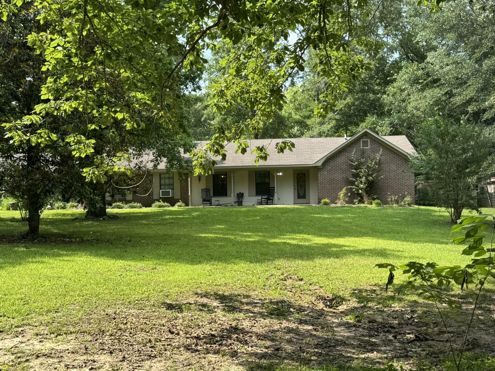 Property Photo: 472 Road 1310 MS 38857