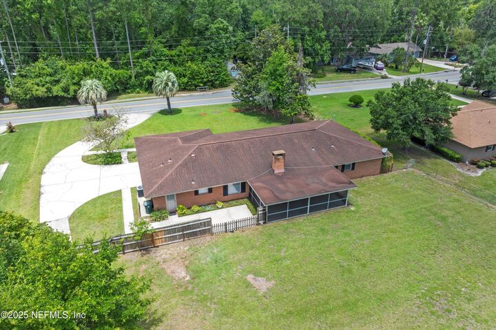 Property Photo: 10873 Scott Mill Road FL 32223