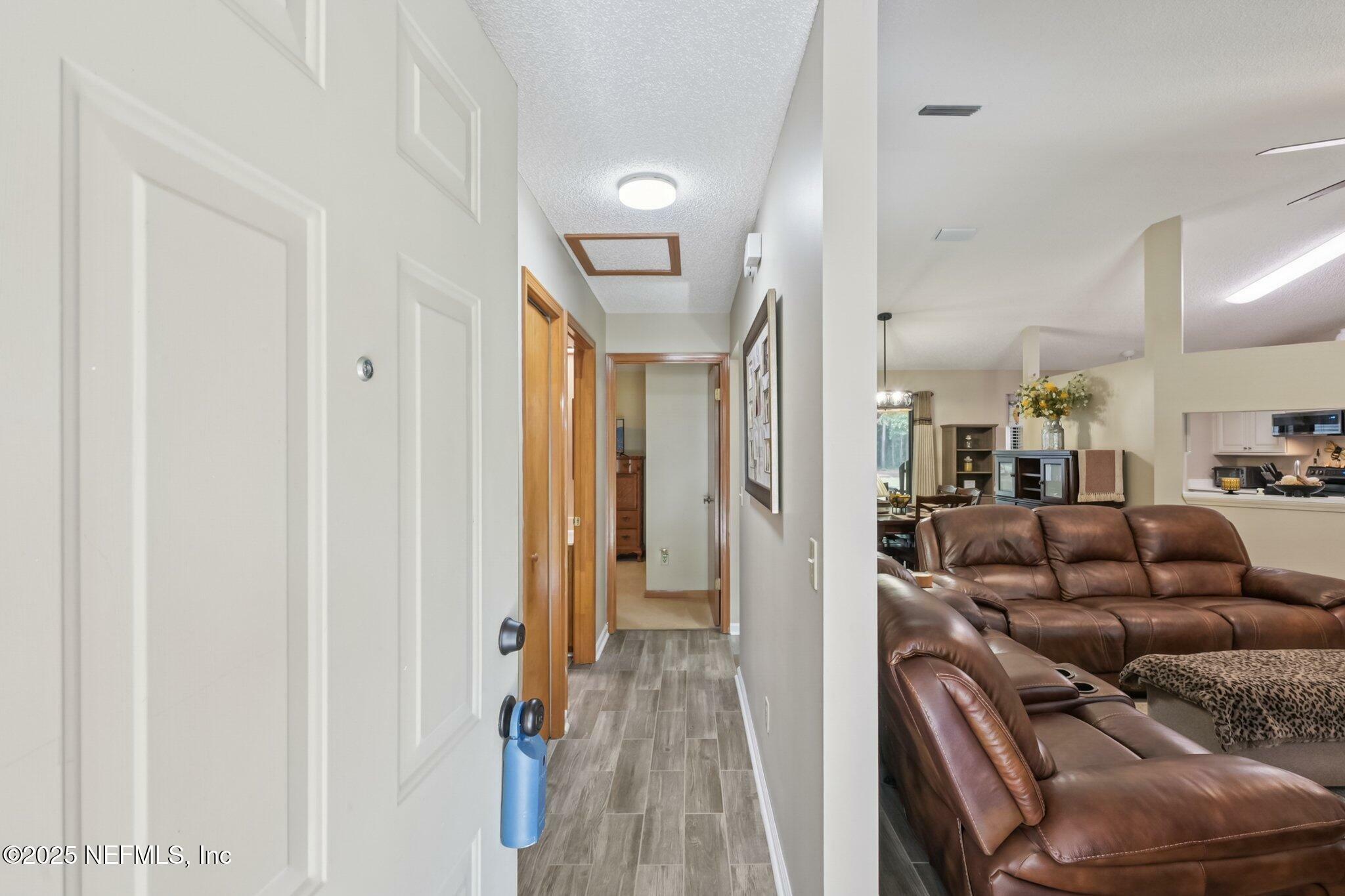 Property Photo: 2988 Beaver Avenue FL 32068