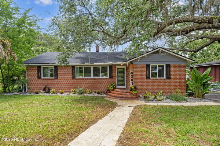 Property Photo: 4341 Woodmere Street FL 32210