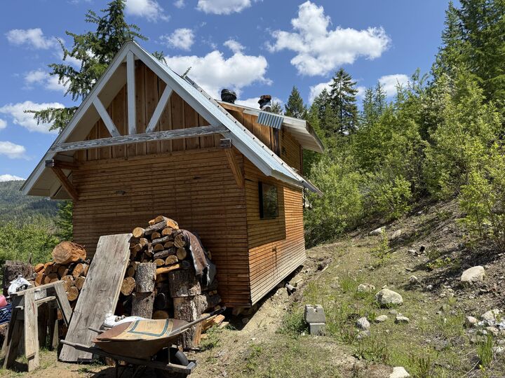 Property Photo:  3774-C Daisy Mine Rd  WA 99167 