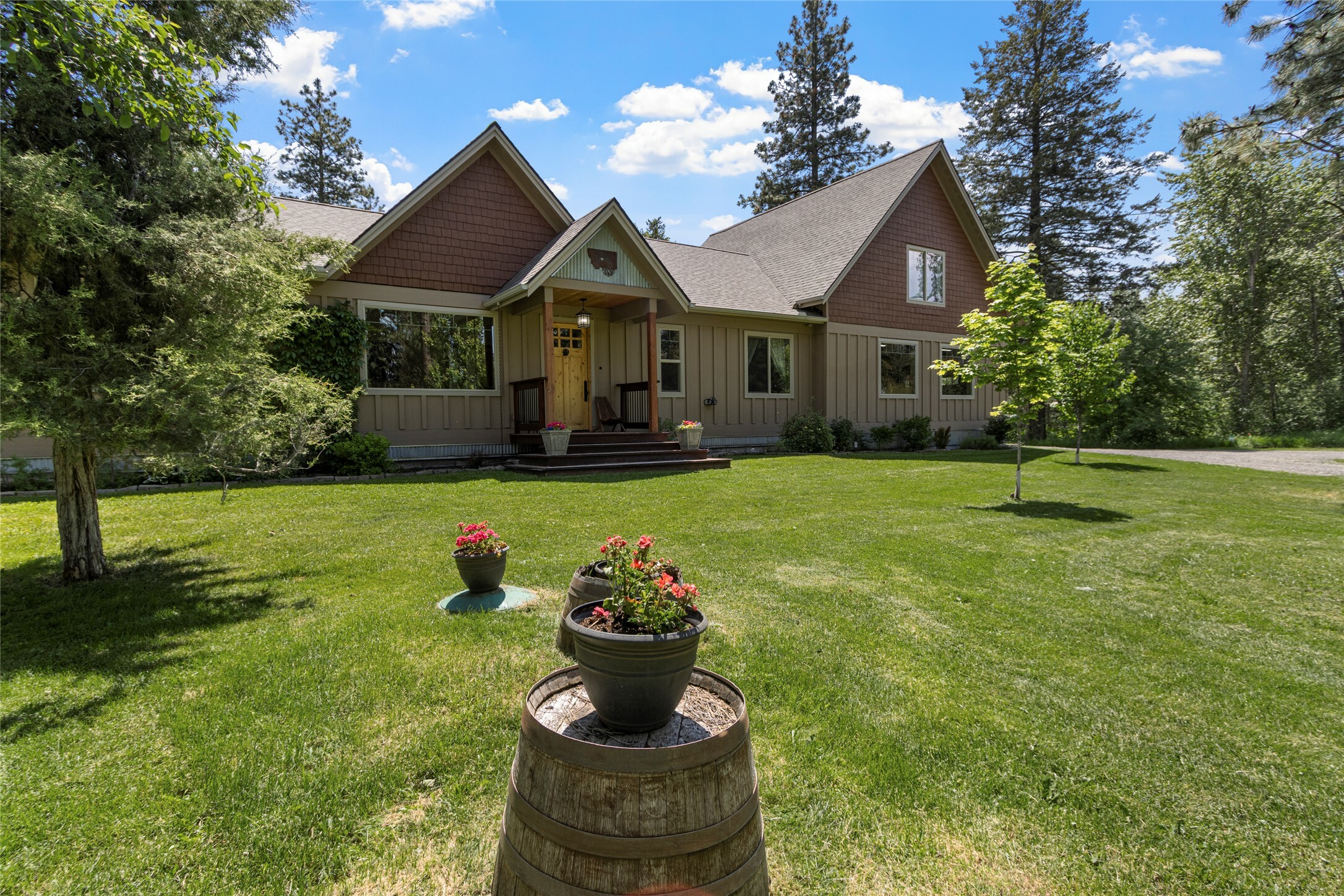 Property Photo: 1265 Jellison Road MT 59912