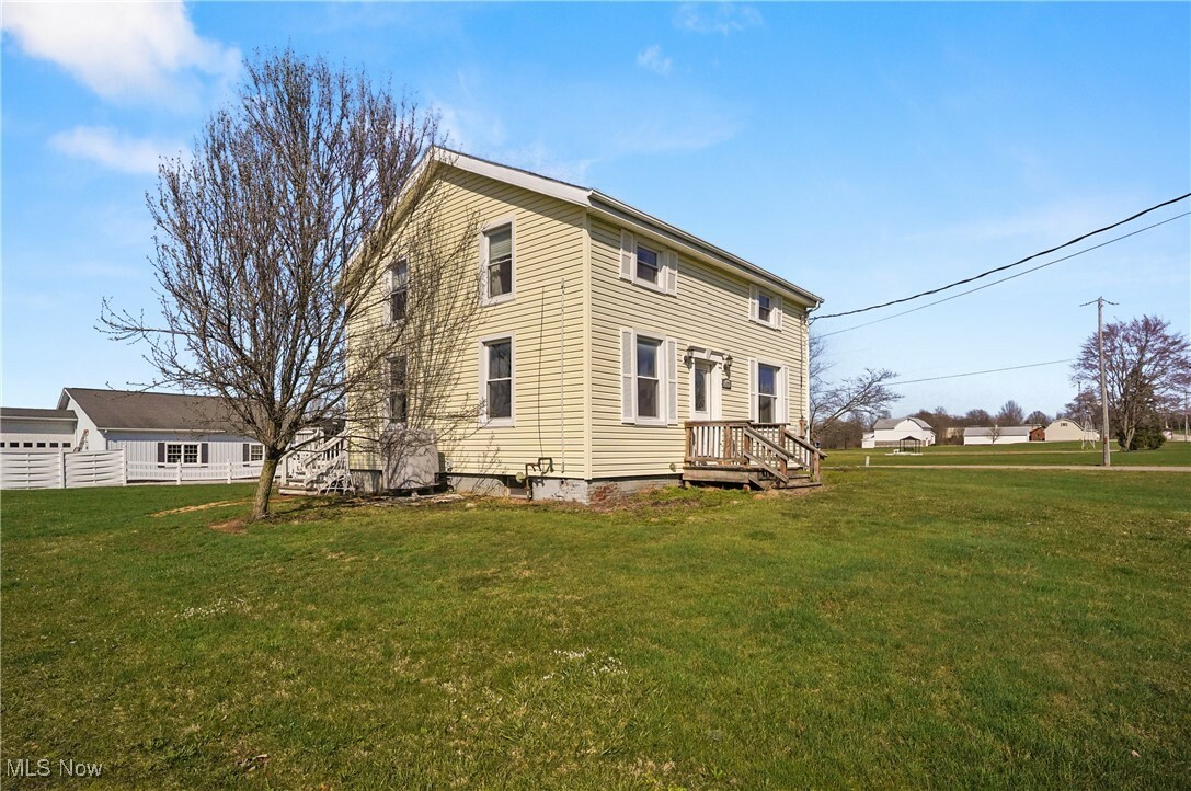 Property Photo: 14372 W Akron Canfield Road OH 44401