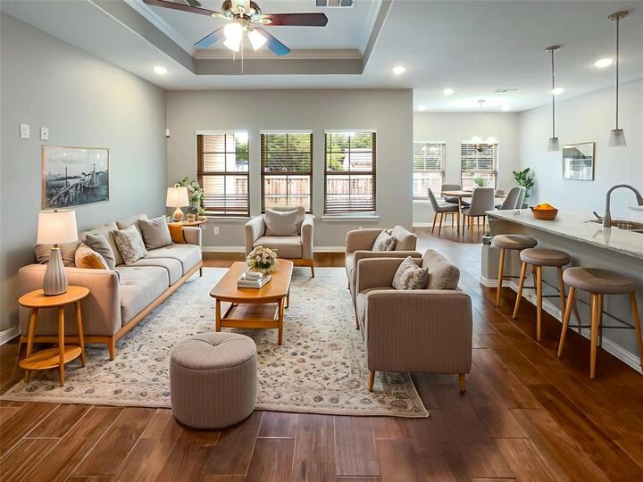 Property Photo: 809 Merriot Street TX 75119