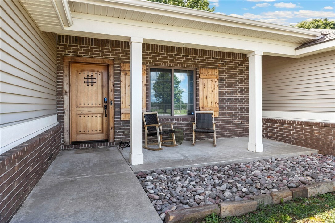 Property Photo:  6108 SW Lee Lane  AR 72713 