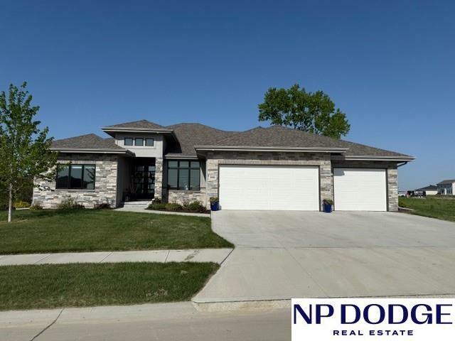 20655 Laurel Avenue  Omaha NE 68022 photo