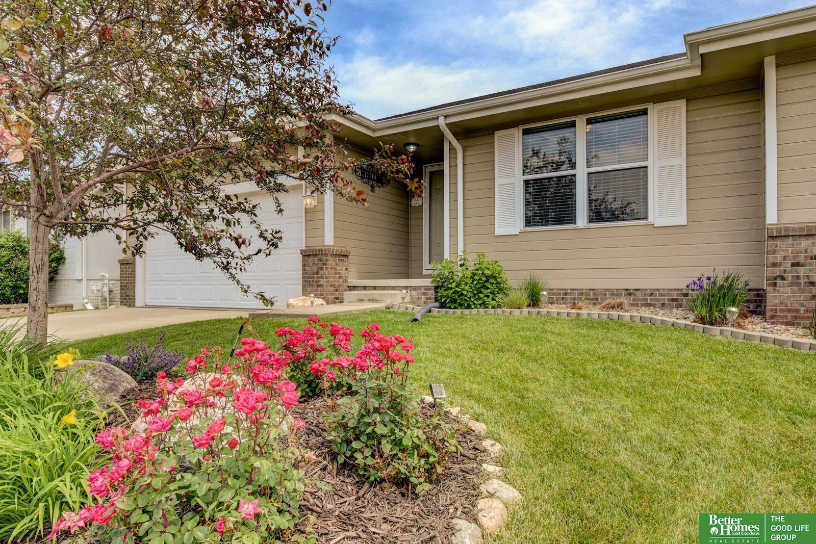 Property Photo: 2613 N 191 Avenue NE 68022