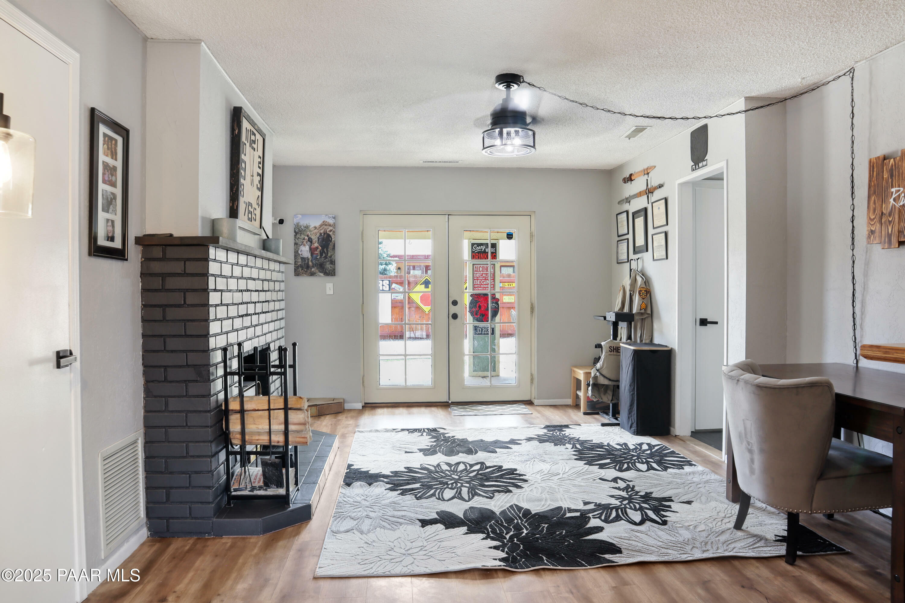 Property Photo: 8301 E Lee Court AZ 86314