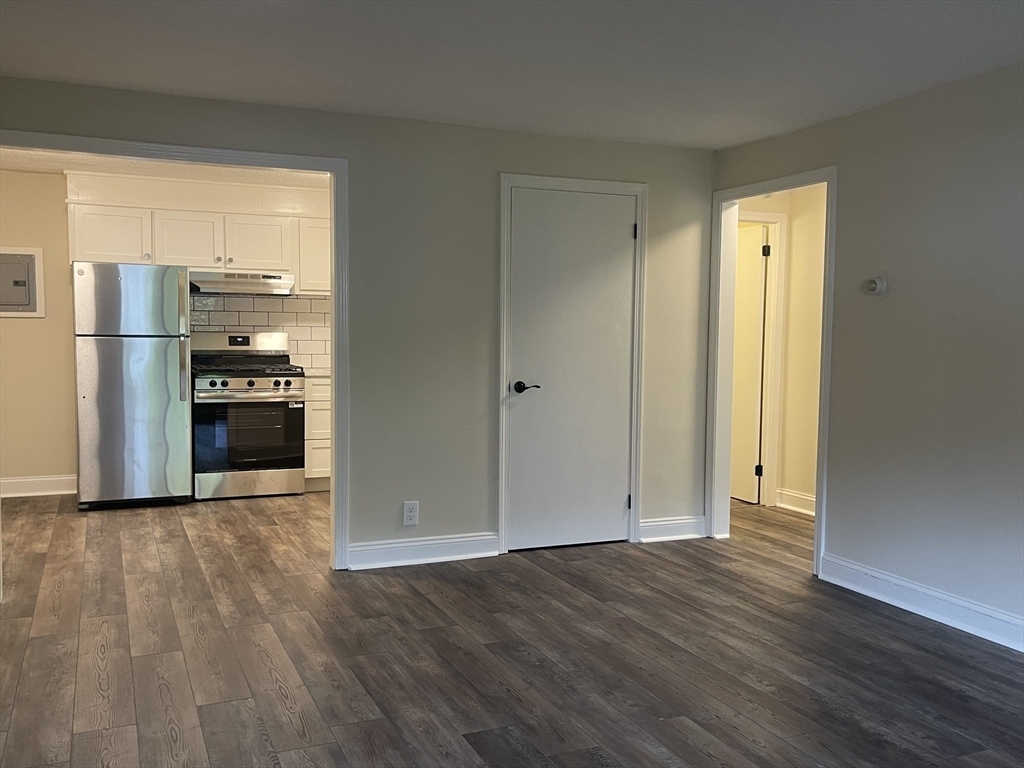 Property Photo: 635 W Lowell Ave 8 MA 01832