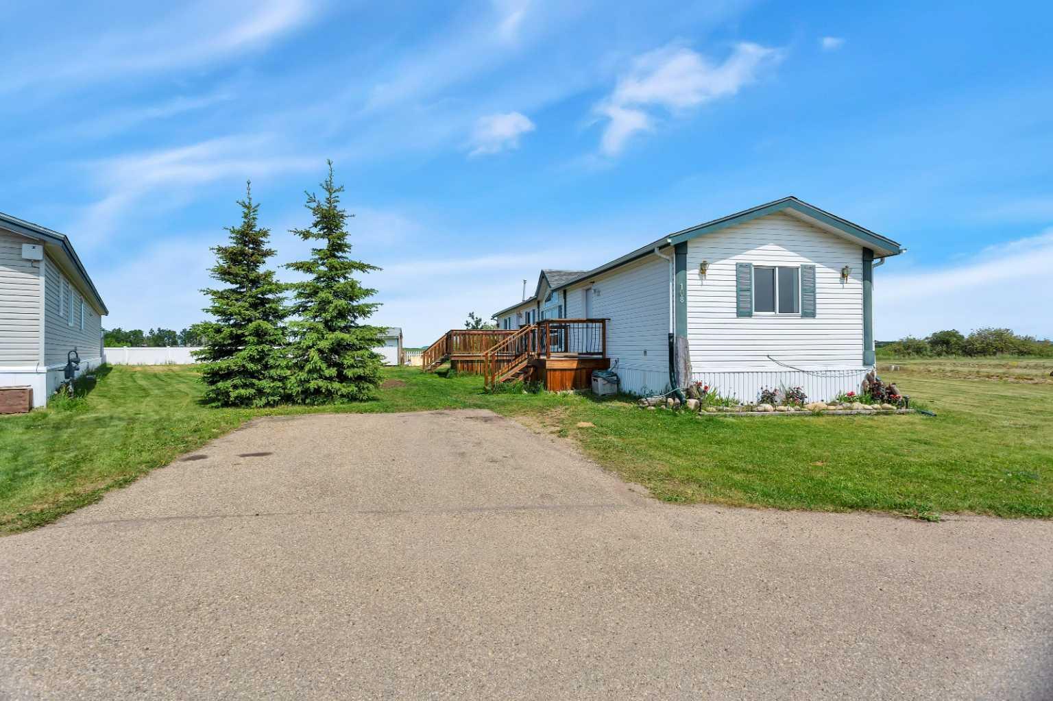 Property Photo: 5823 52 Street 108 AB T0M 0X0