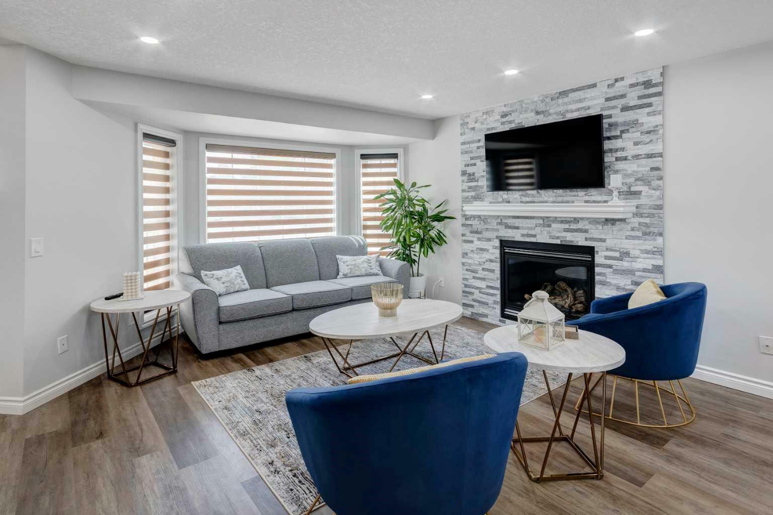 Property Photo: 44 Rivercroft Close SE AB T2C 3X2