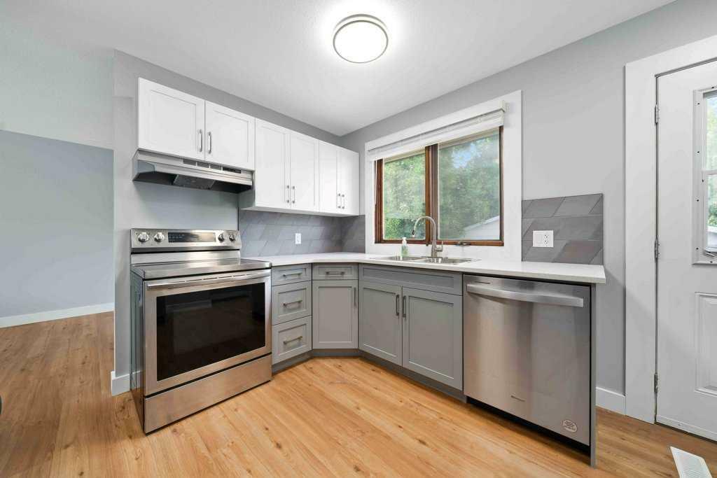 Property Photo: 43 Greenbrook Way E AB T1R 0J2