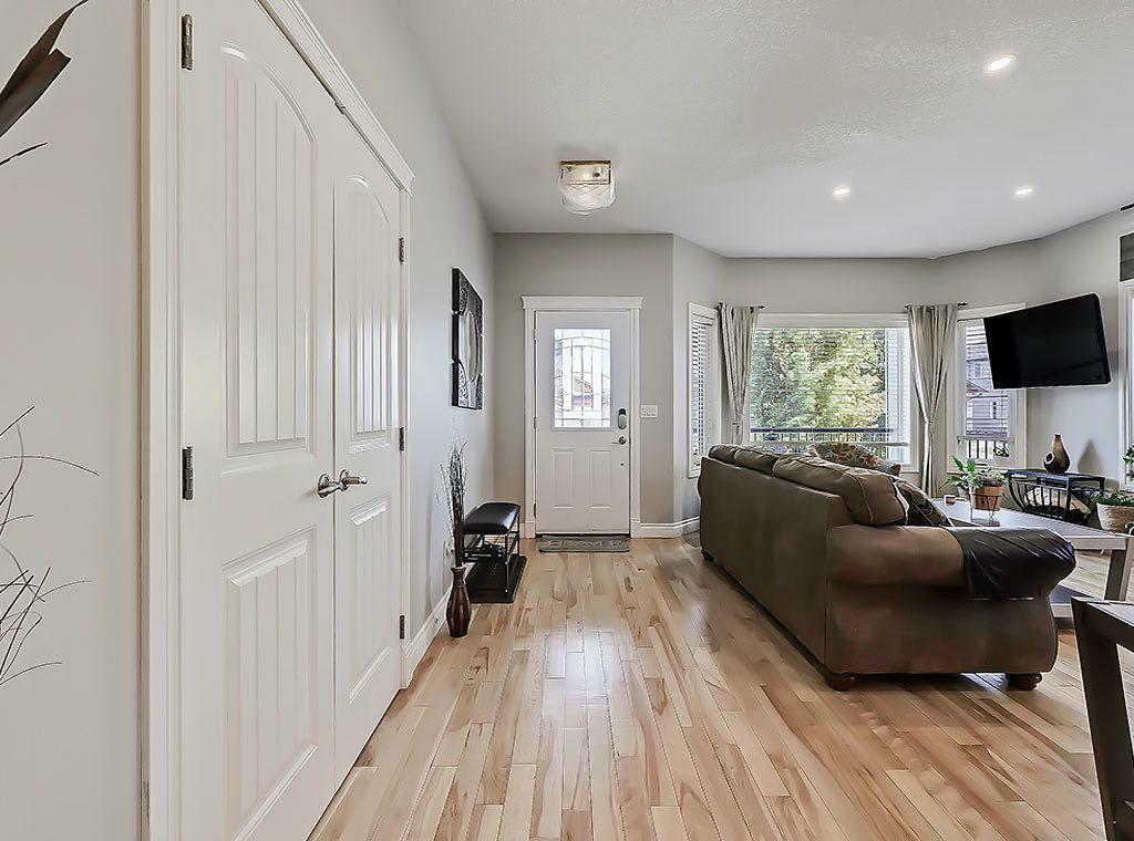Property Photo: 621 Hampshire Way NE AB T1V 0A9