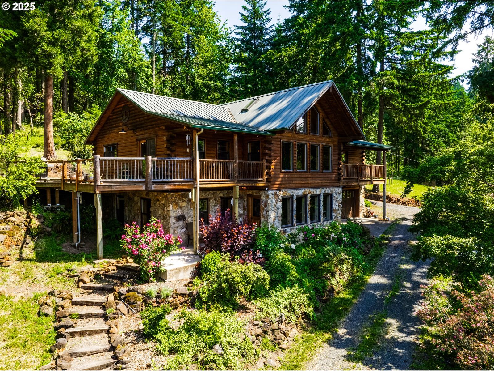 Property Photo: 86561 R R Baker Rd OR 97478