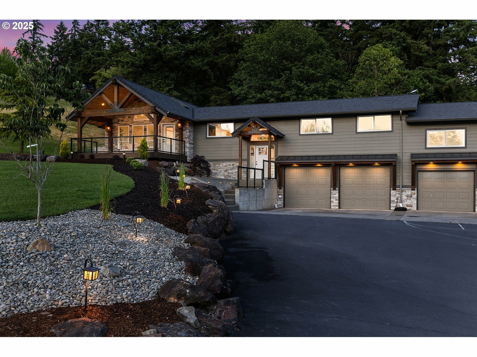 Property Photo: 230 Pare Rd WA 98626