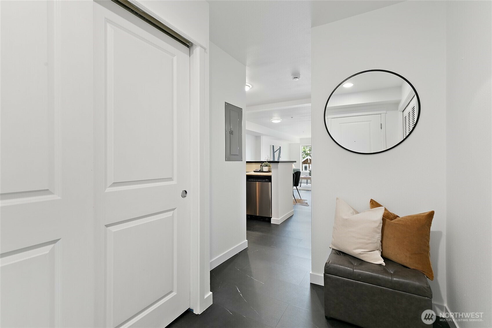Property Photo: 1909 10th Avenue W 203 WA 98119