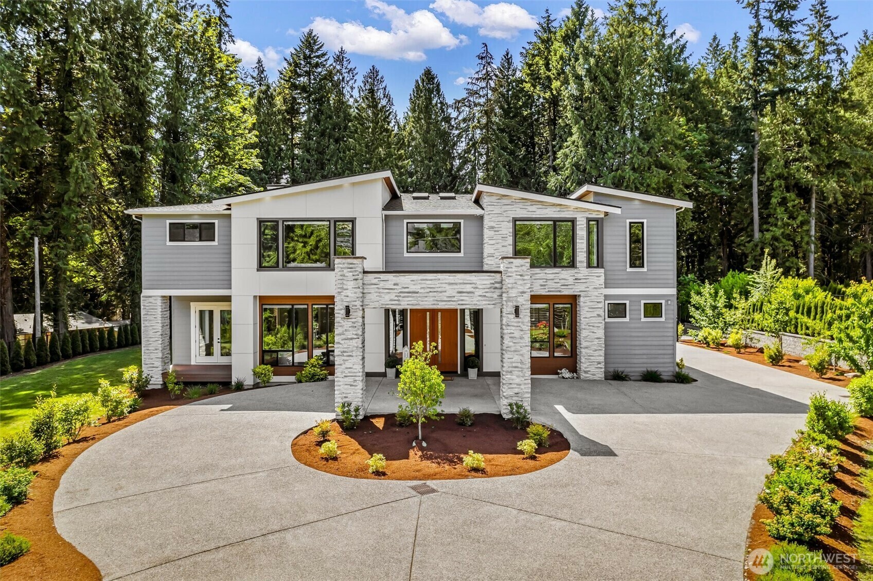 23036  35th Avenue SE  Bothell WA 98021 photo