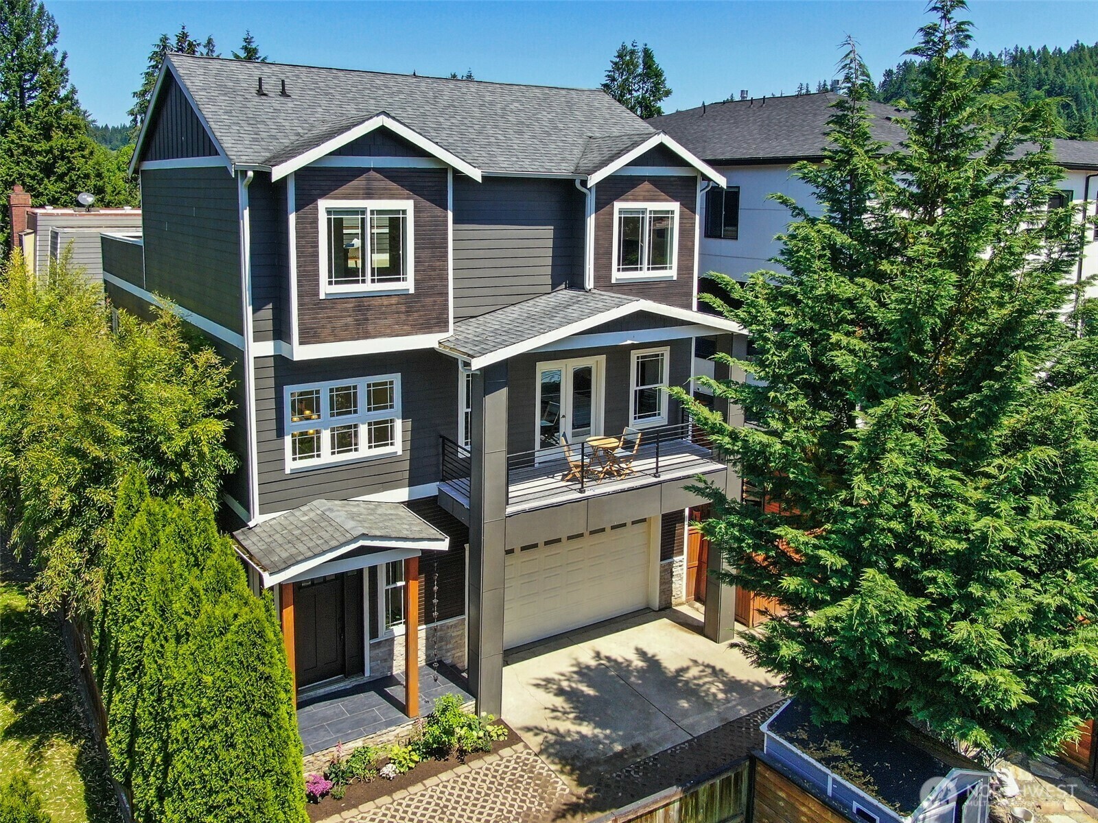 Property Photo: 125 1st Avenue NW WA 98027