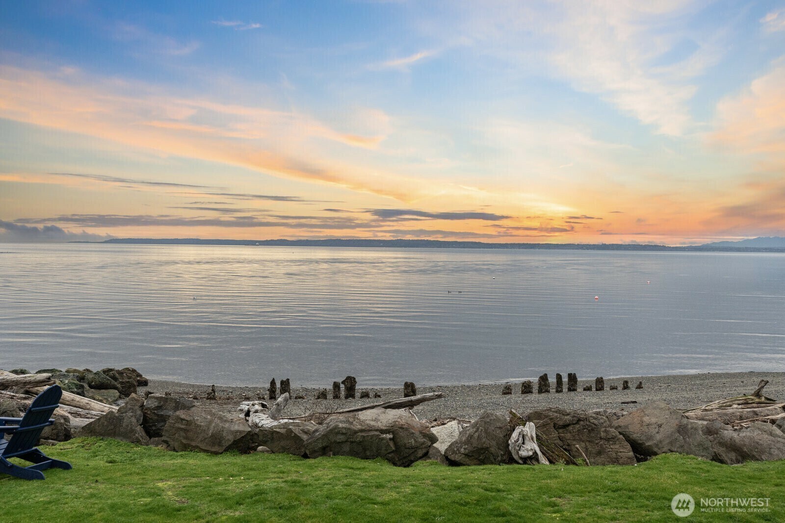 2508  Sunlight Beach Road  Clinton WA 98236 photo