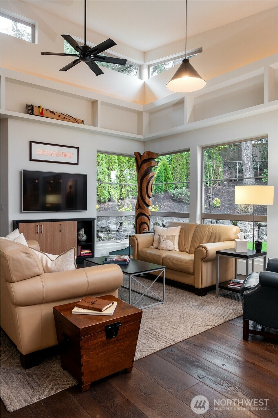 Property Photo: 11116 SE 4th Street WA 98004