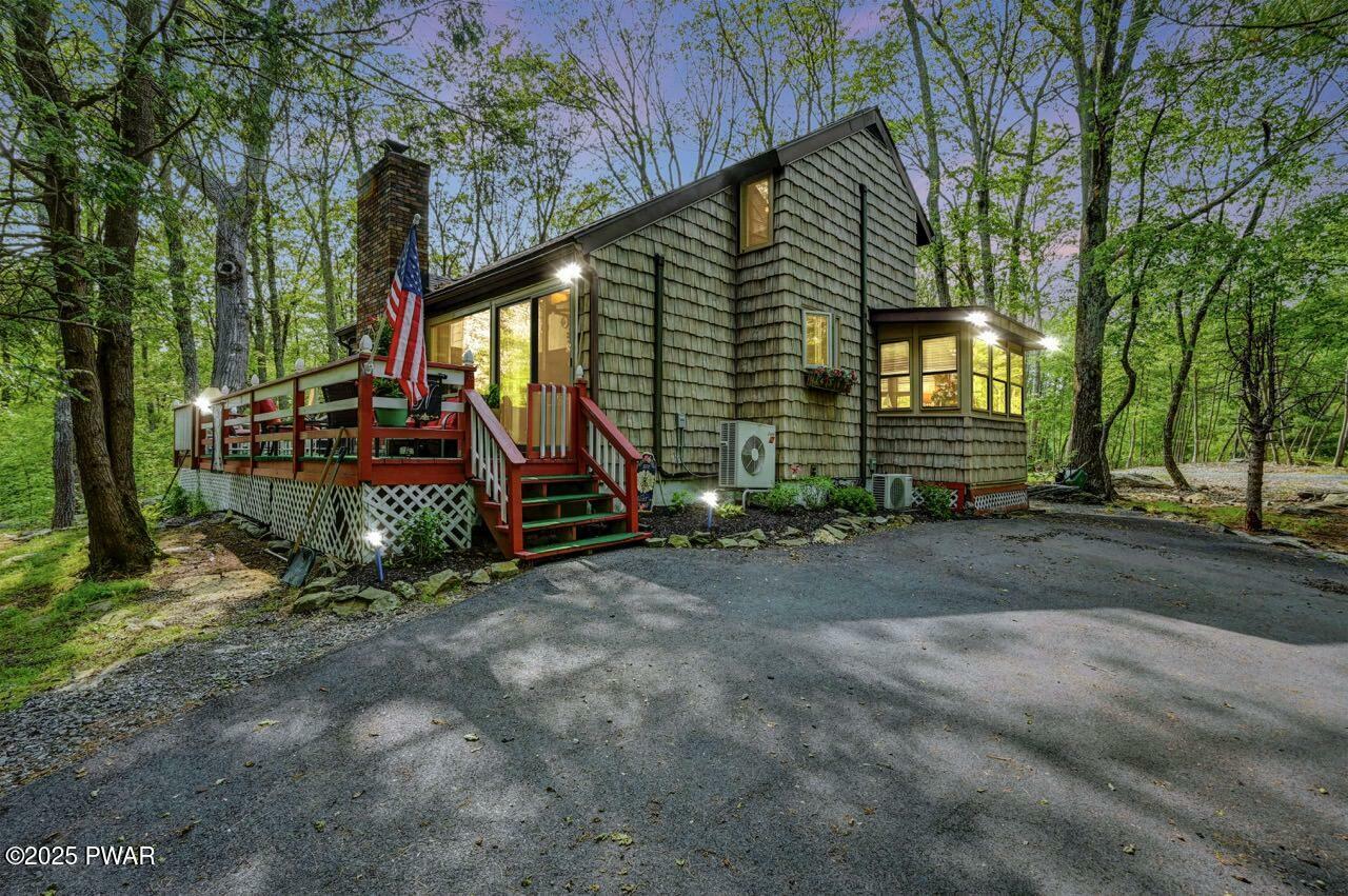 Property Photo: 120 Ridgeway Drive PA 18428